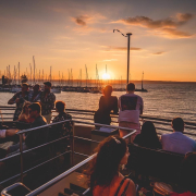 Plázs bulihajó a Siófok katamaránon