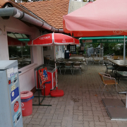 Fonyódi vitorláskikötő üzlethelyiség