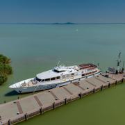 Szigliget hajóállomás Keszthely hajó