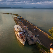 Balatonlelle hajóállomás Tünde hajó