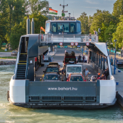 Komp a Tihanyrévben