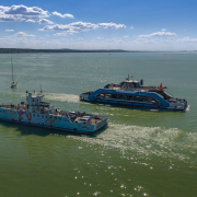 Kompok a Balatonon