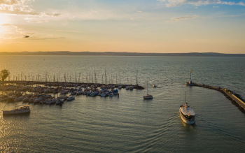 Csongor nosztalgiahajó a Balatonon