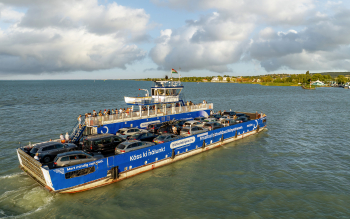 Széchényi István komp a Balatonon